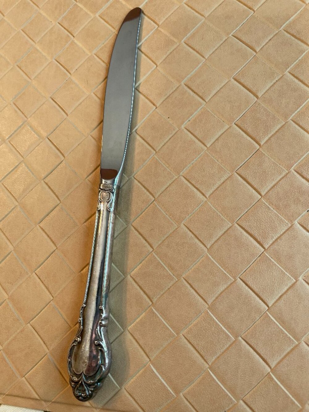 Vintage Holmes & Edwards Deep Silver Silver Fashion Dinner Knife